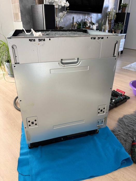 Masina de spalat vase incorporabila Pyramis 60 cm. Model DWJ 60FI