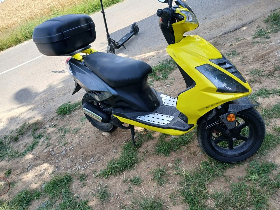 Retro de vinzare