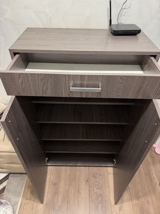 Срочно! Продается тумба для обуви