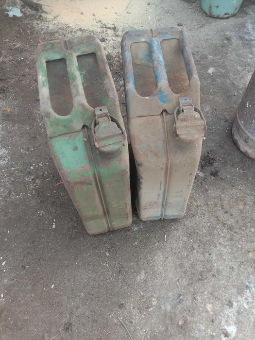 канистры железные ссср 20л