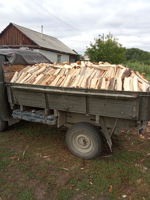 Дрова сухие рубленые,чурки,швырок