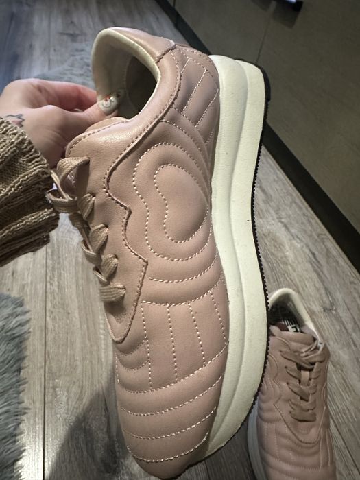 Оригинални обувки !