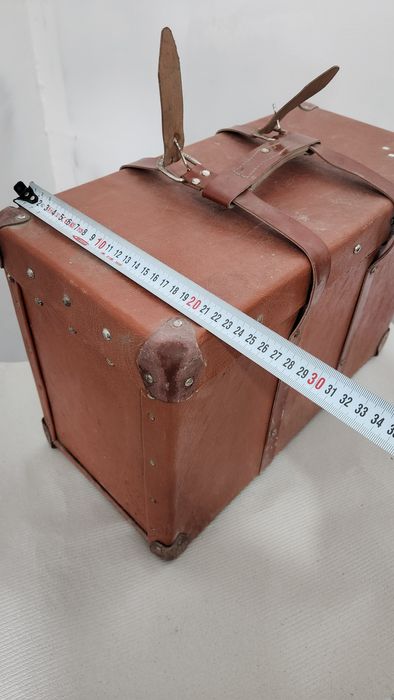 Чанта кутия куфар ретро стара кожа