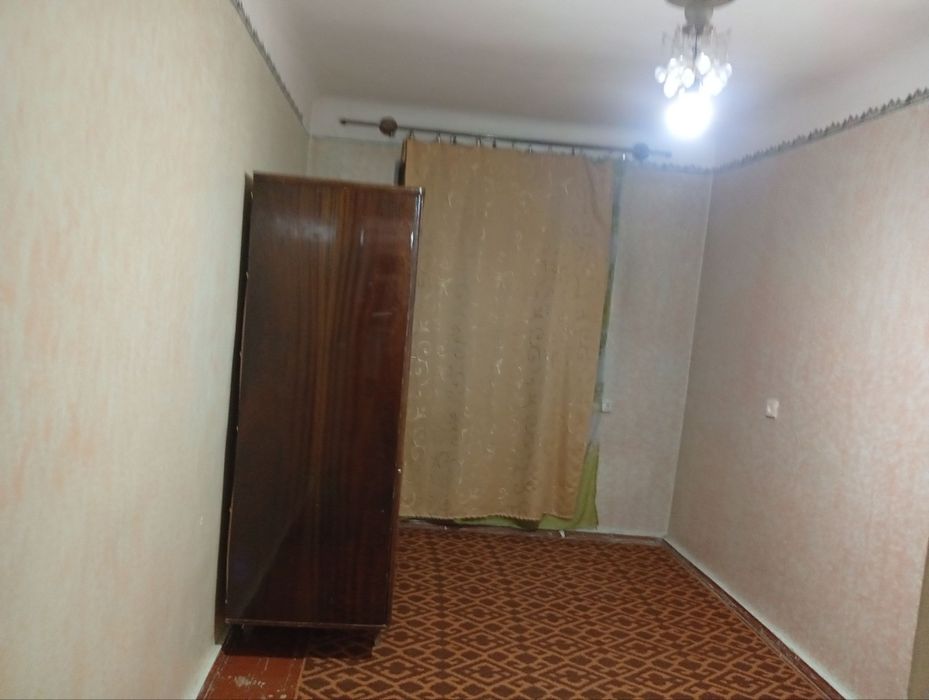 Продается квартира срочно  в центре Ферганы , Сотилади Фаргона шахрида