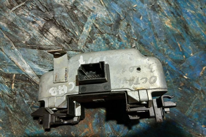 Blocator volan 5Q0905861A 5Q0905861A Skoda Octavia a 3-a generatie