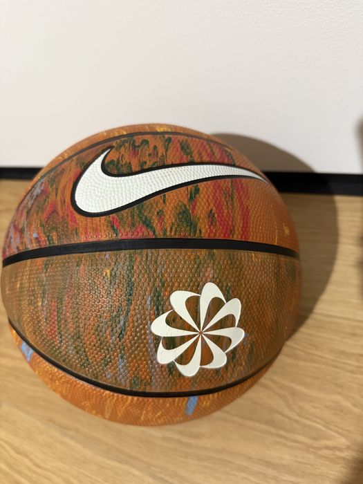Баскетбольный мяч Nike