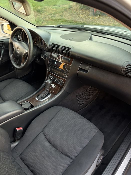 MERCEDES-BENZ C-Class 2005 — imagine 4