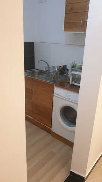 Дава се под наем Едностаен апартамент в Бургас, Възраждане - 40 кв.м за 135 € - Снимка #14