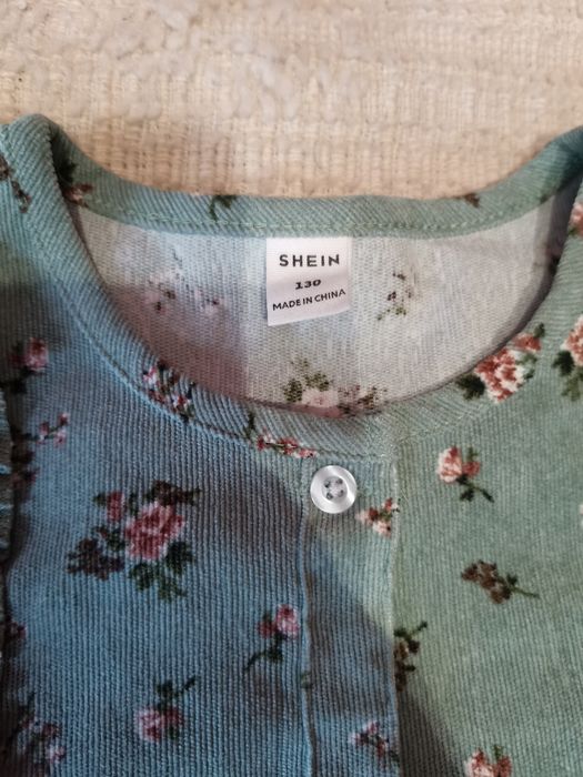 Детски рокли с дълъг ръкав