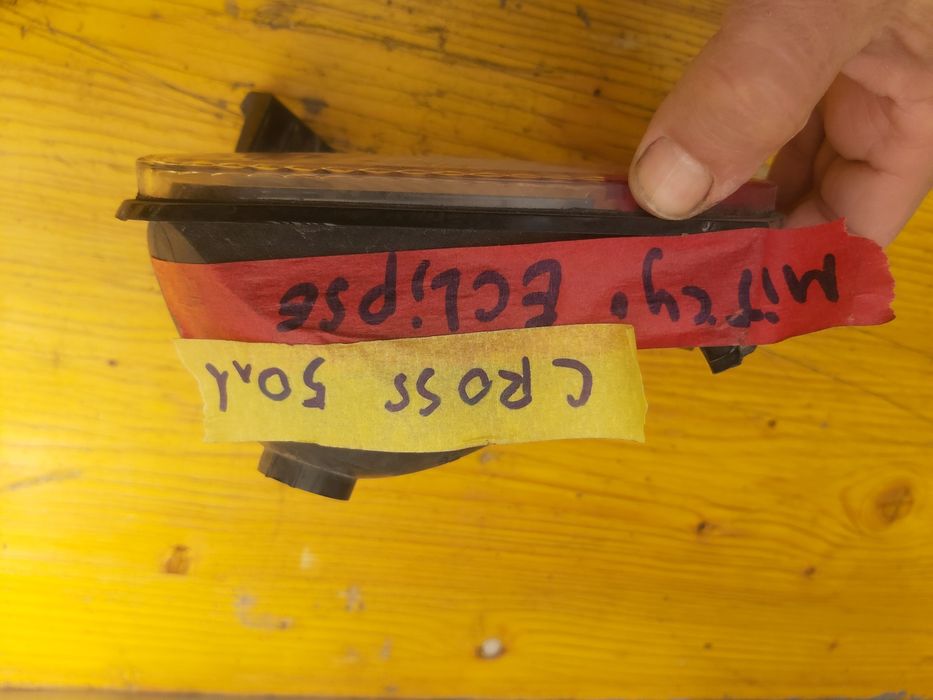 Задна светлина митсубиши еклипс крос Mitsubishi Eclipse Cross