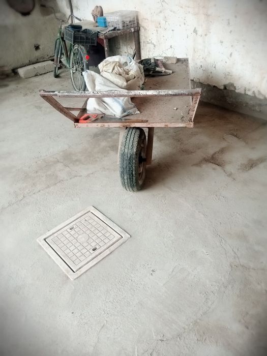 Tachka sotiladi tezda arzon narxini klishamiz