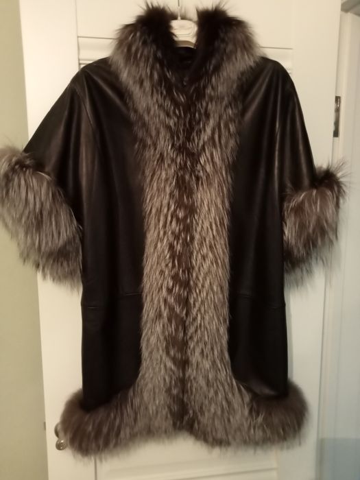 Кожаное полупальто