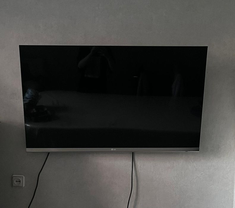 Продается телевизор Samsung и Panasonic.