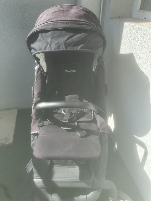 Бебешка количка Nuna