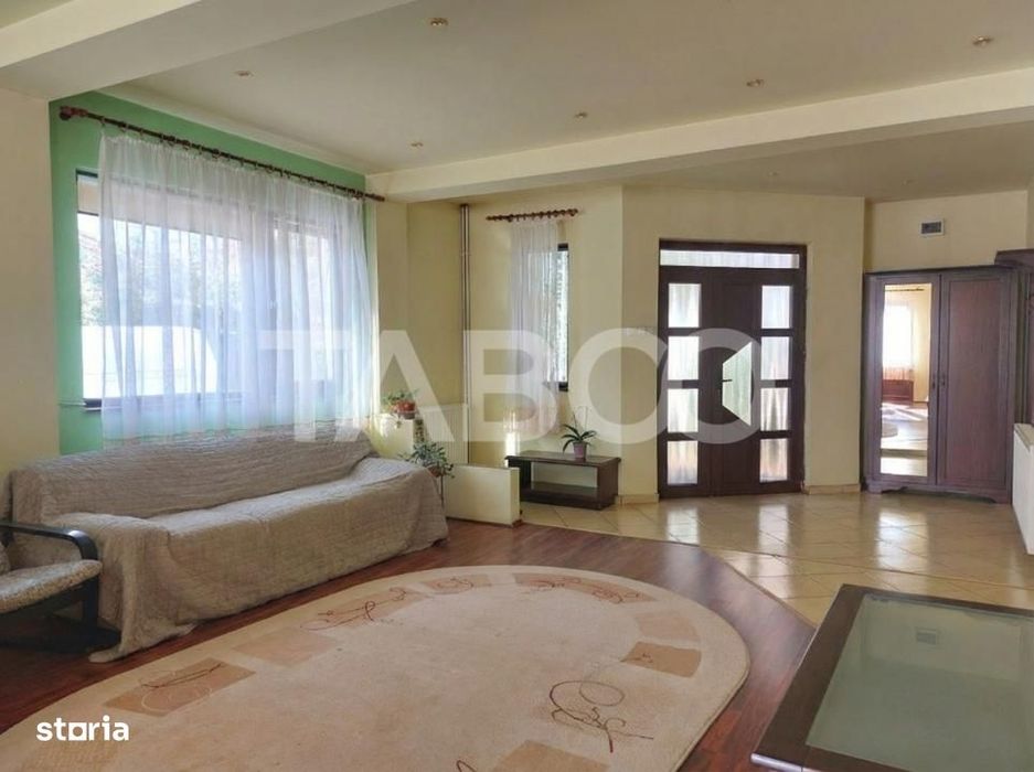 Casa 200 mpu 4 camere curte si gradina zona linistita Talmaciu