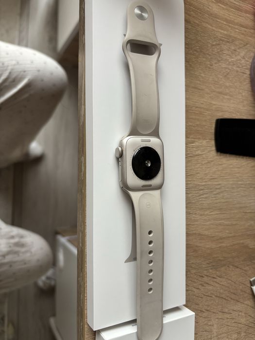 Продам часы apple watch SE40mm