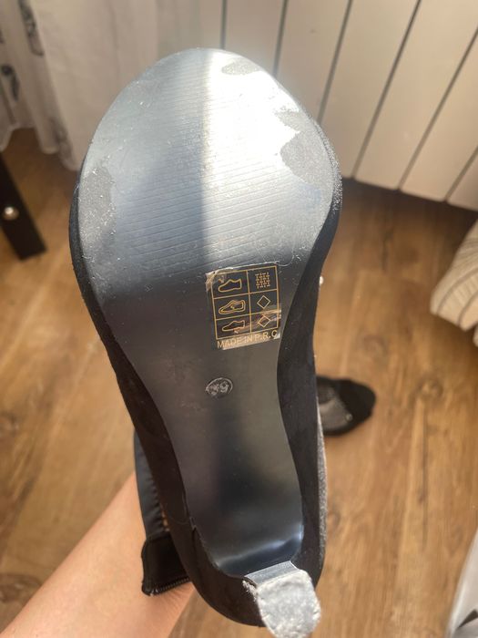 Pantofi eleganți