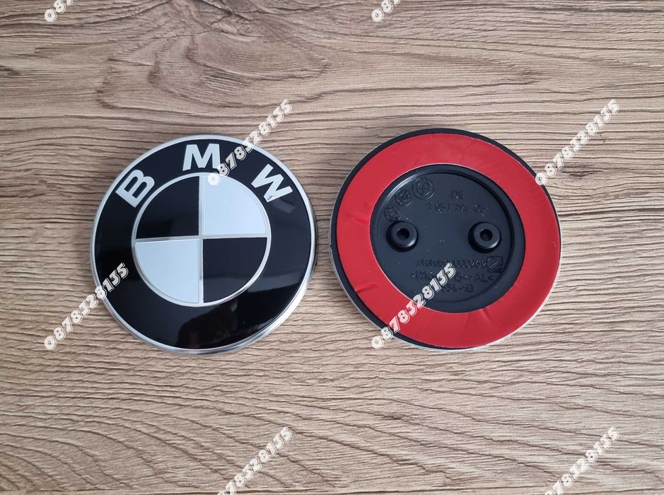 Емблема за преден капак BMW 82мм черно бяла F10,F12,F20,F30,F32