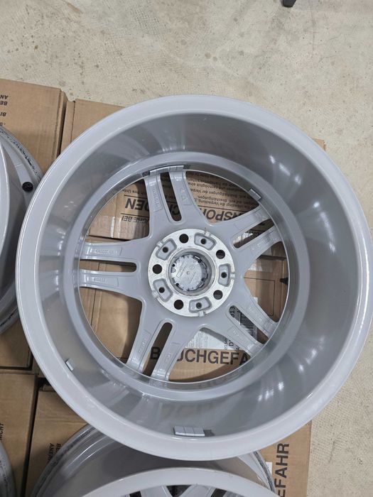 Jante 17 BMW F10 F11 F30 F31 X1 X3 E90 E91 8Jx17 ET30 5x120