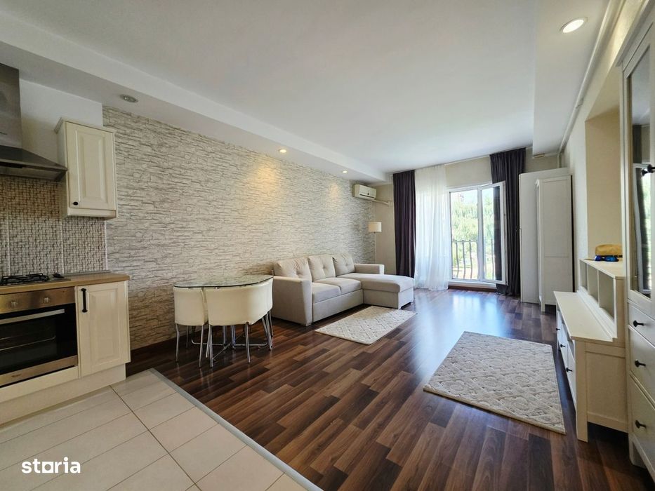 Apartament 2 camere Cosmopolis | Vedere piscină | Parcare inclusă