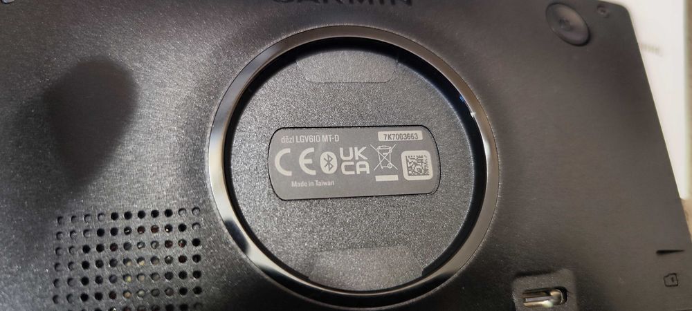Навигация за камион GARMIN DEZL 610MTD