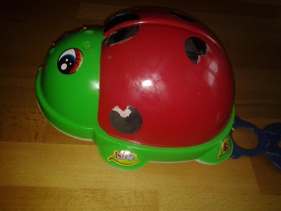 **Buburuza cu Snur 23 cm jucarie copii