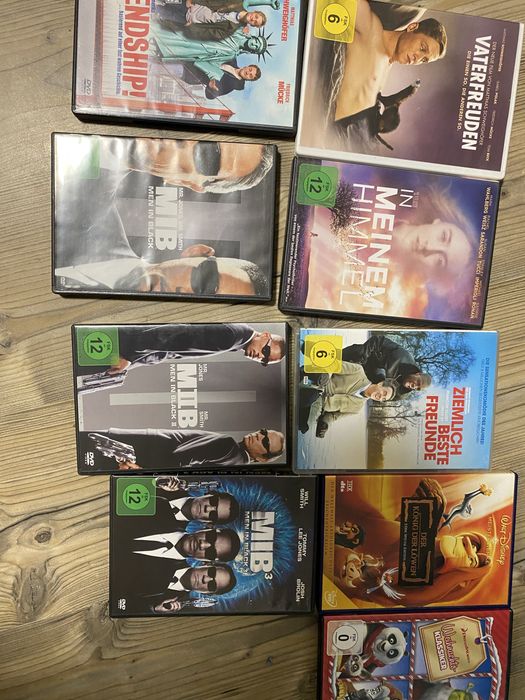 Vand filme  10 lei bucata