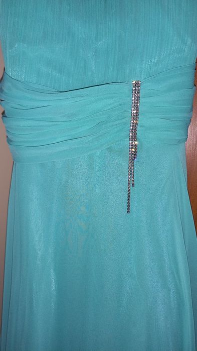 Продаётся нарядное платье