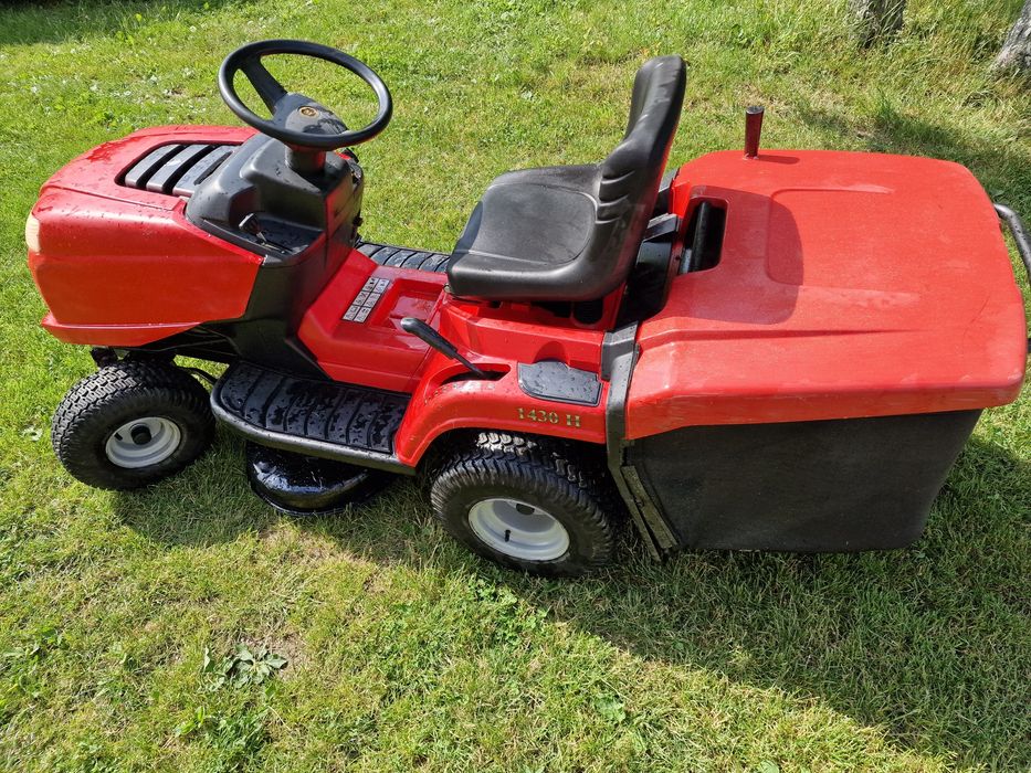 Tractoras tuns gazon Mountfield 1430 H – Hidrostatic, 14,5 CP