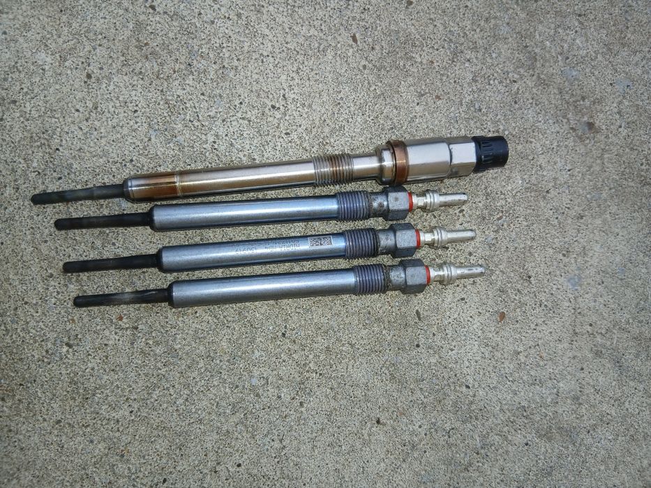 Bujie incandescenta cu senzor vw tiguan originală +cele 3 bonus