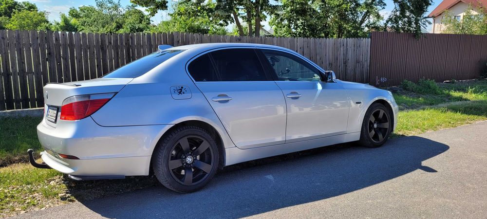 Bmw E60, 2.2i benzina