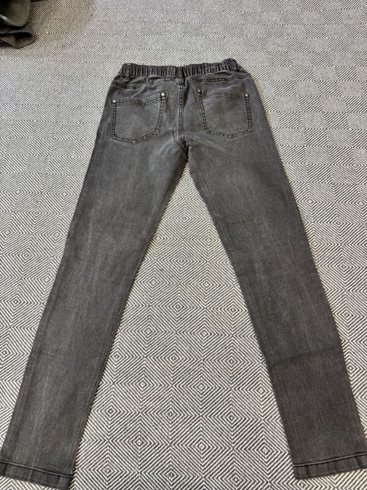 Джинсы черные Чибо б/у на резинке