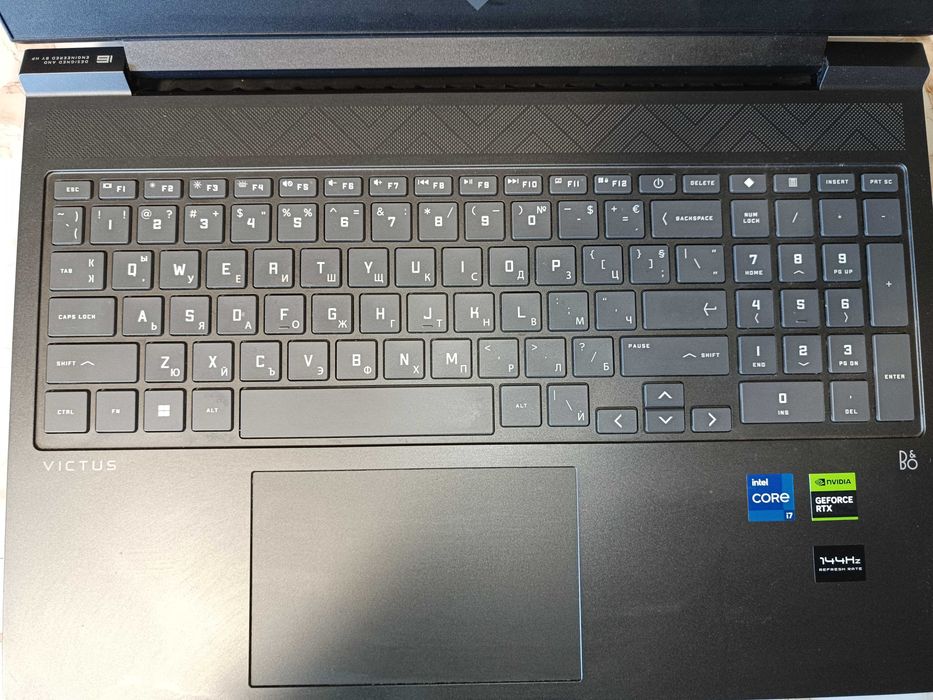 ОТЛИЧЕН! HP Victus 16 - 14-ядрен Intel Core i7-13700H / RTX 4050 / 32GB DDR5 / 144 hz