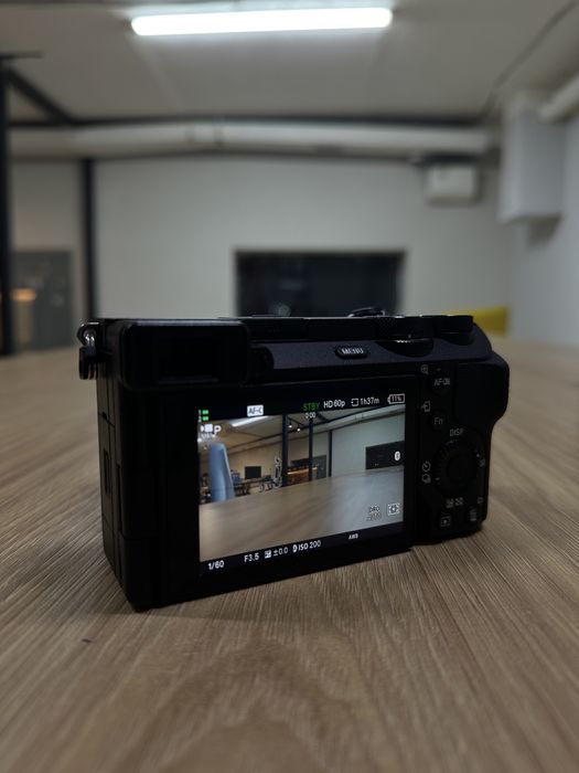 Sony a6700 kit 16-50