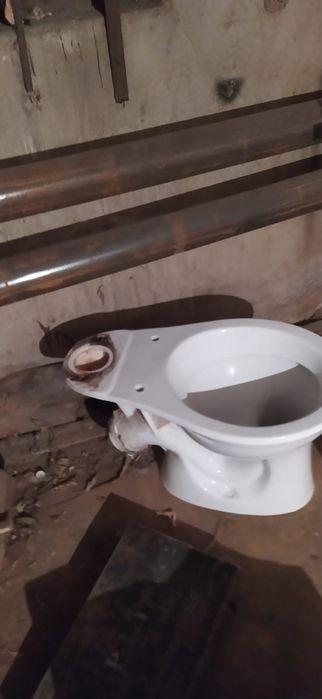 Продам унитаз