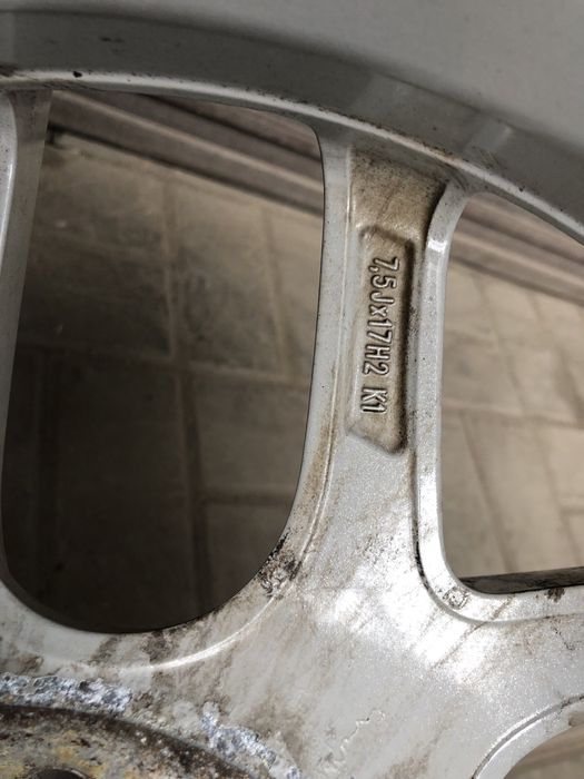 Диски на БМВ/Т5/Одиссей R17