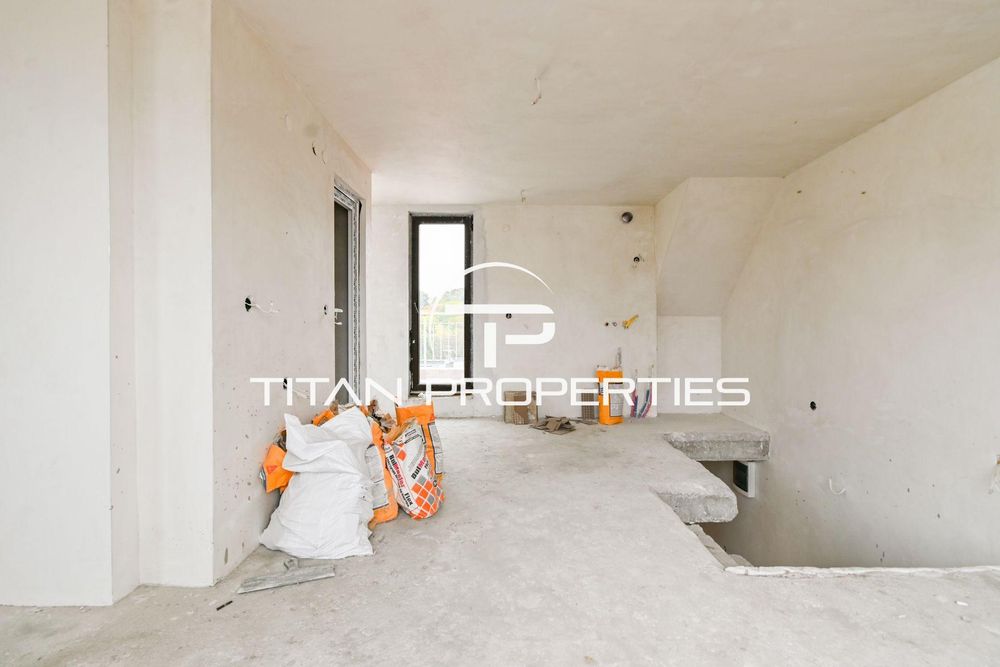 Тризонет за продажба в ж.к. Овча купел