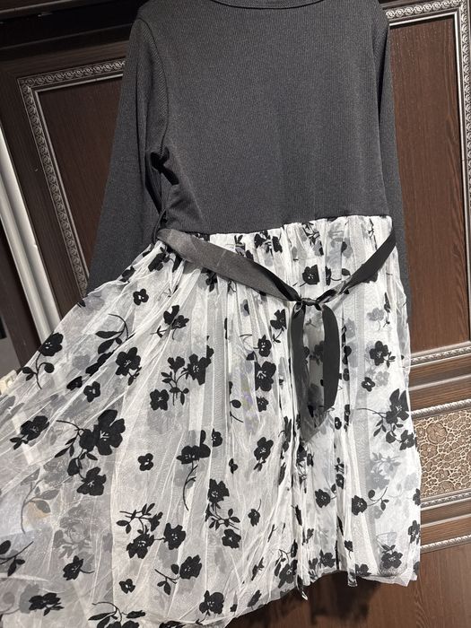 Платье на девочку 8-10 лет