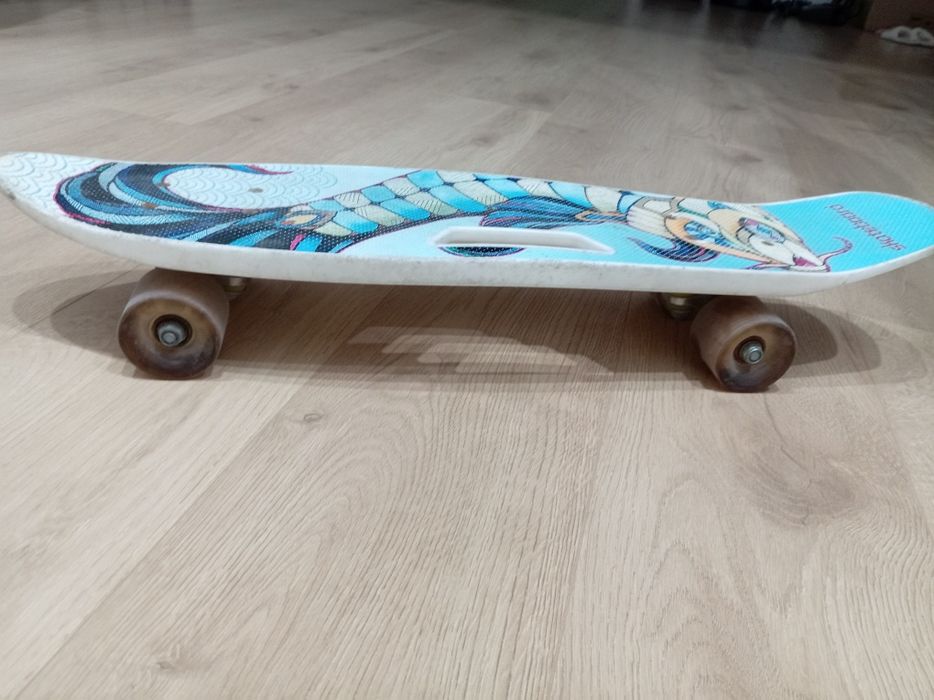 продам скейтборд