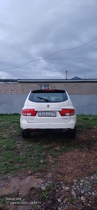 SsangYong Kyron автомобиль