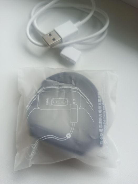Нова гривна Xiaomi smart band 8 active