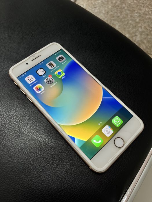 Продам Iphone 8 plus в отличном состоянии