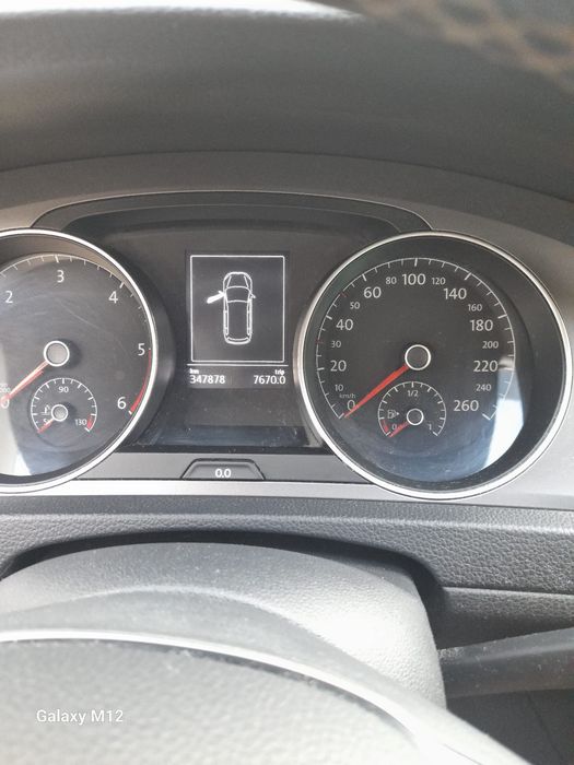 Vând Volkswagen golf 7