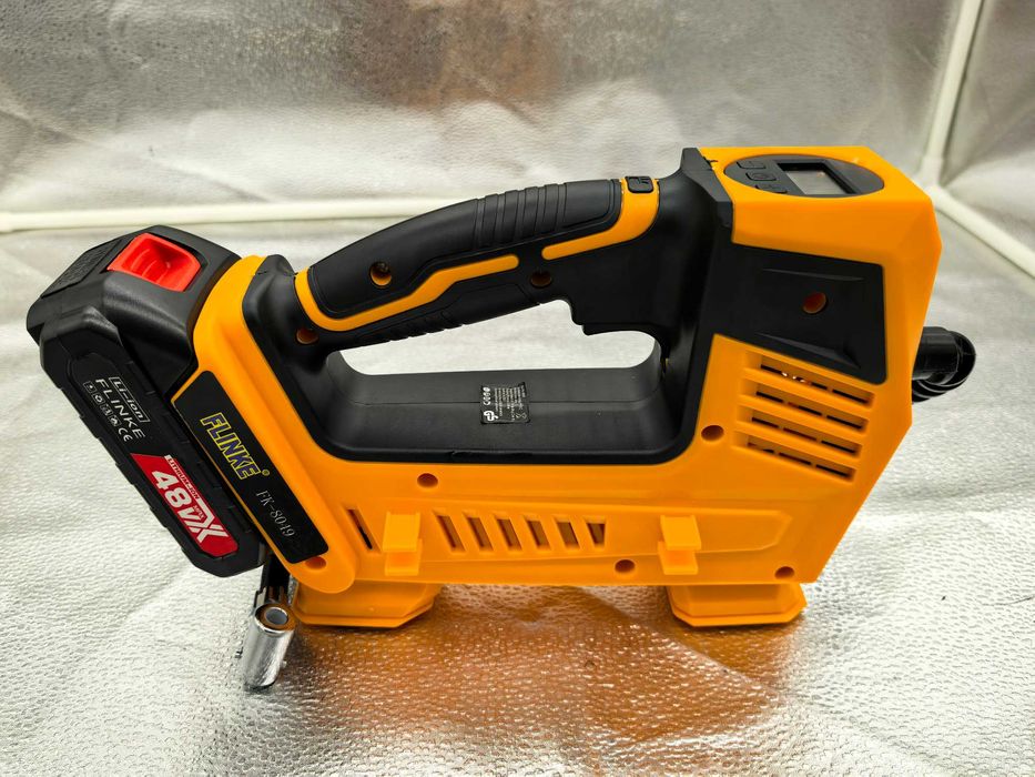 Compresor aer portabil 48V - 249 lei