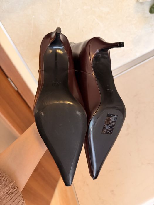 Нови ботуши бордо 40 номер