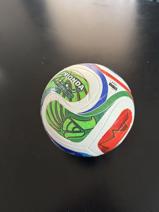 10 Mingii Oficiale Adidas Trionda – FIFA World Cup 2026