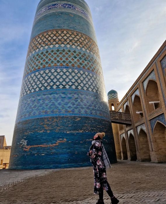 Сопровождение туристов и гостей Экскурсии и туры по городам Узбекистан