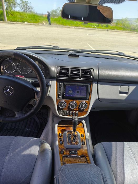 Продавам Мерцедес ML 270 cdi.2005г.
