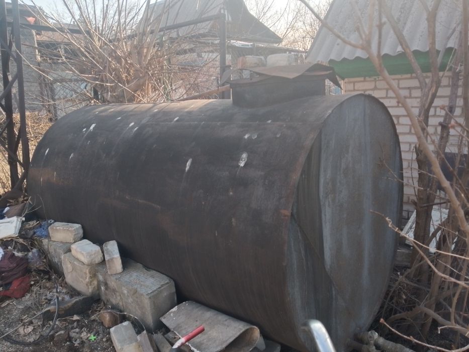 Продам бочку для полива