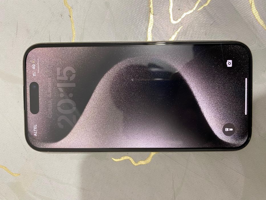 Продам Iphone 15 pro